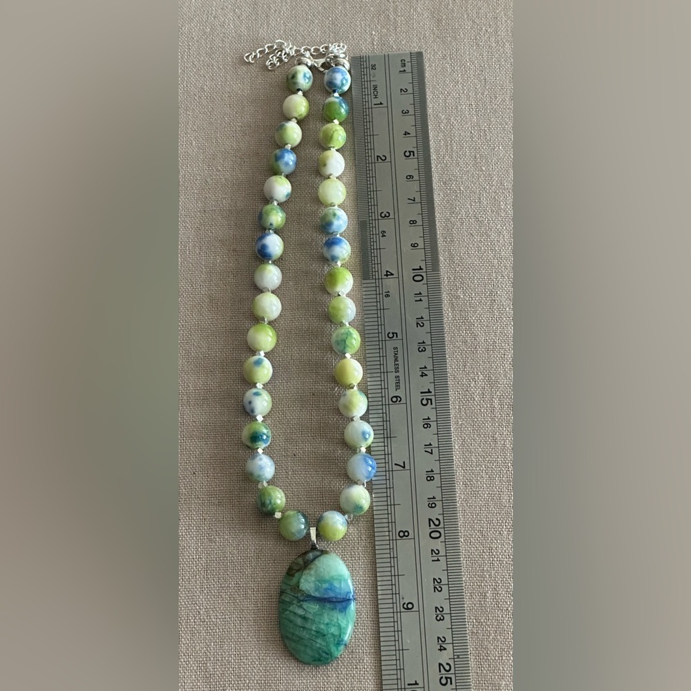 18-1/2 inch Persian Chalcedony bead necklace NWOT - Picture 8 of 10